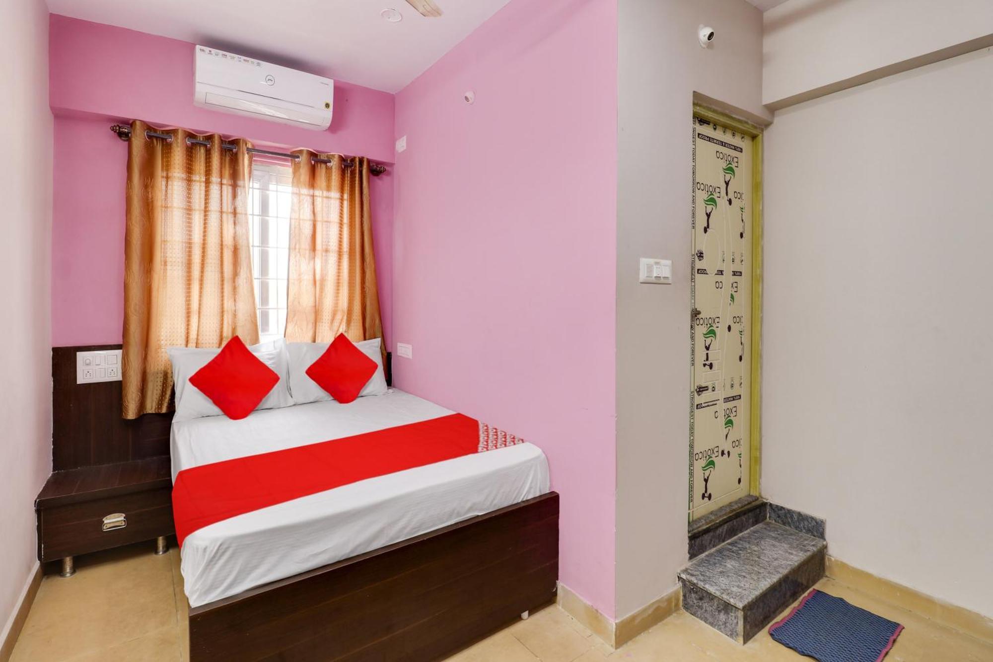 فندق Oyo Flagship Gayathri Lodging & Boarding بنغالور المظهر الخارجي الصورة